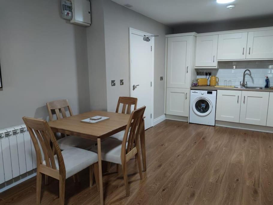 Blacklion Prime Location Apartment エクステリア 写真