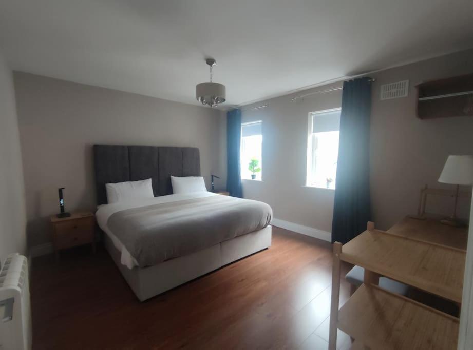 Blacklion Prime Location Apartment エクステリア 写真